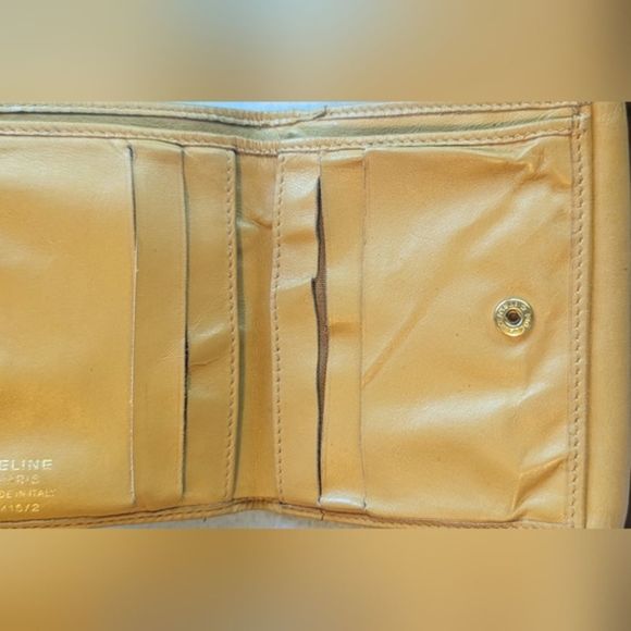 GUC brown/beige Vintage Celine Triomphe vintage compact tri fold macadam coated - Picture 8 of 9